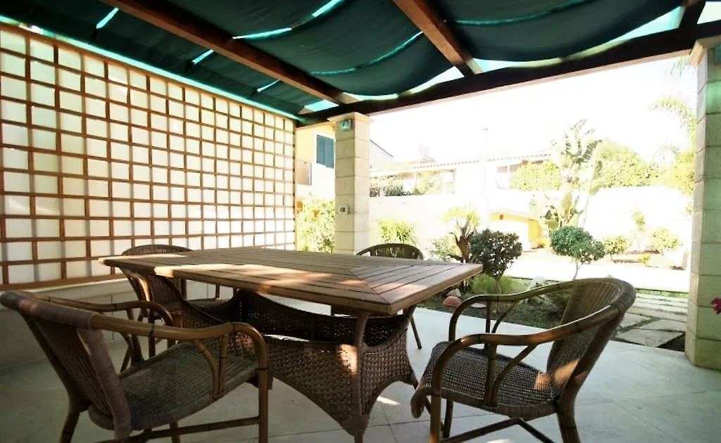 Villa Verdemare Reitani Apartment